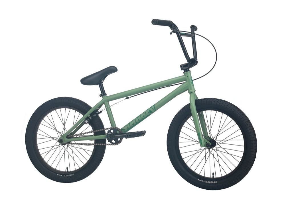 Sunday Scout 20.75”