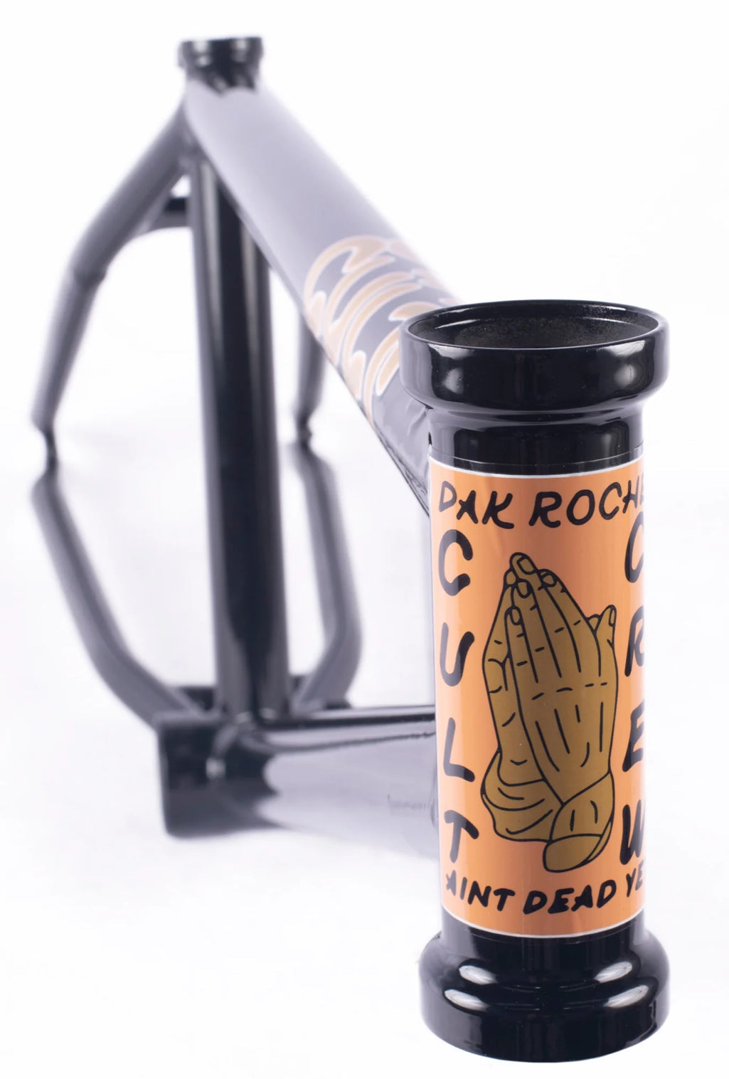 Cult Dakota Roche Frame