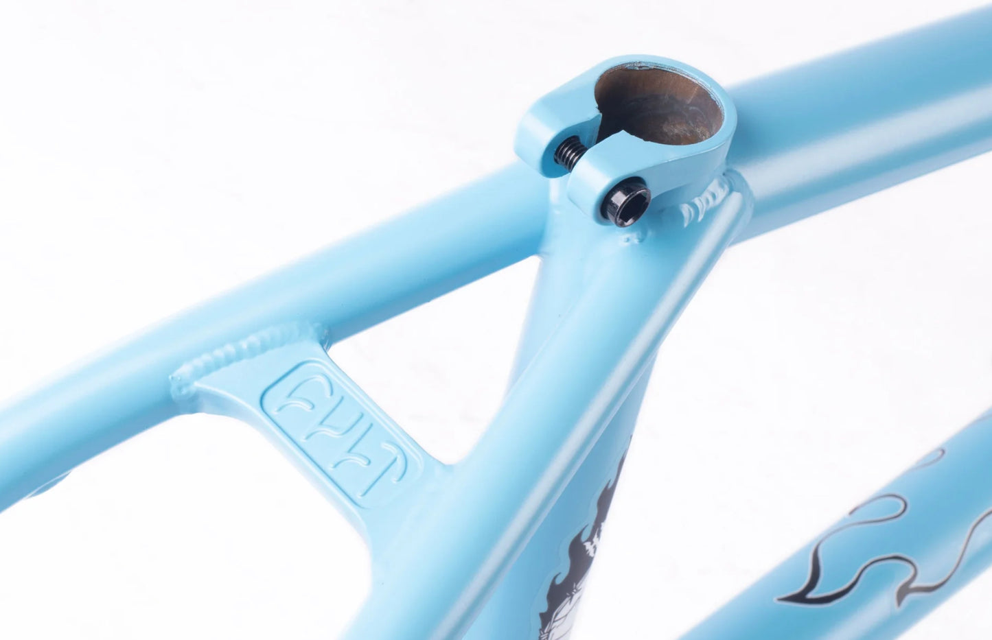 Cult Shorty Frame in High Desert Color way