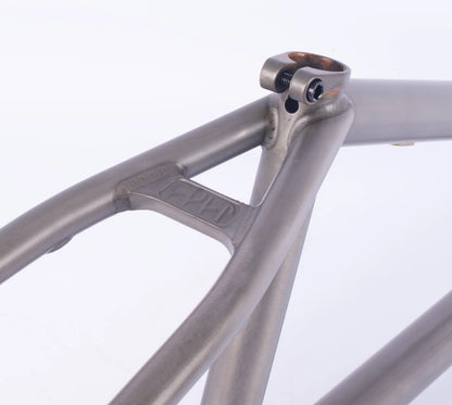 Cult Shorty Frame in Killian Roth Color way