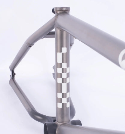 Cult Shorty Frame in Killian Roth Color way