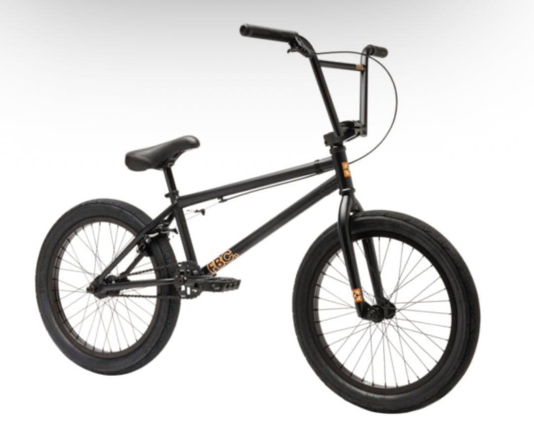 Fit STR Complete Bike